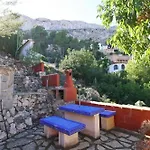 Maryvilla 0210